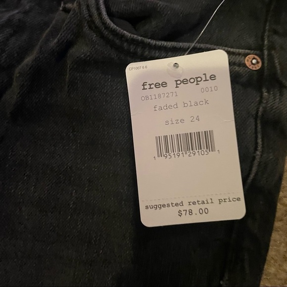 Free people We The Free Cuffed Slim Boyfriend Jean in Faded Black - Picture 13 of 14